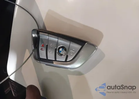 2019 BMW 530I xDrive из США, поврежденный, VIN WBAJA7C58KG911346